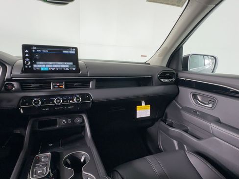 New 2025 Honda Pilot EX-L image 27