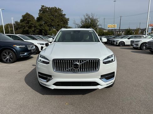 Certified 2025 Volvo XC90 B6 Plus w/ Protection Package Premier image 6
