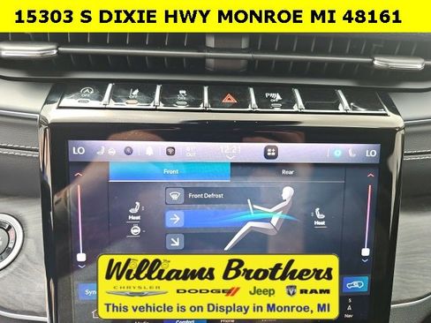 Used 2024 Jeep Grand Cherokee L Limited image 18