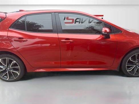 Used 2019 Toyota Corolla XSE image 8