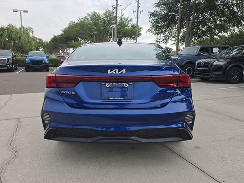 Certified 2023 Kia Forte LXS w/ LXS Technology Package FWD image 7