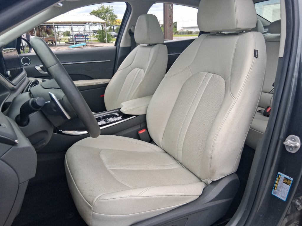 Used 2023 Hyundai Sonata Limited w/ Preferred Accessory Package FWD image 10