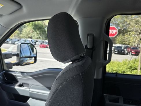 Used 2022 Ford F150 XLT w/ Equipment Group 302A High image 17