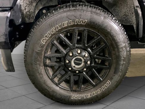 Used 2022 Ford F250 Lariat w/ Lariat Ultimate Package image 10