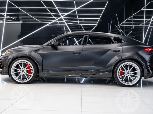 Used 2021 Lamborghini Urus AWD/4WD image 6