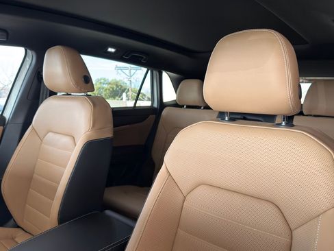 New 2026 Volkswagen Atlas Cross Sport SEL image 10