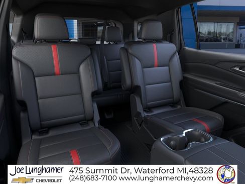 New 2027 Chevrolet Traverse RS w/ LPO, Floor Liner Package AWD/4WD image 17