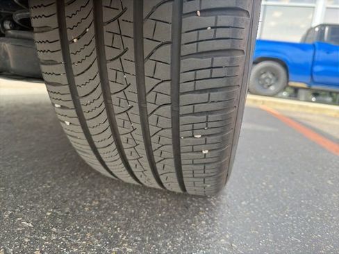 Used 2024 Volkswagen Tiguan SEL R-Line AWD/4WD image 10