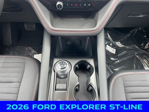 New 2026 Ford Explorer ST-Line w/ ST-Line Street Pack image 11