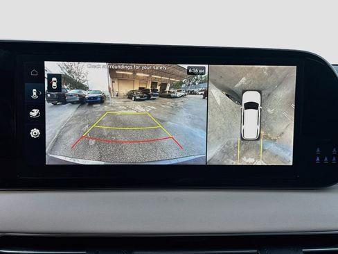 Used 2025 Hyundai Palisade Calligraphy FWD image 11