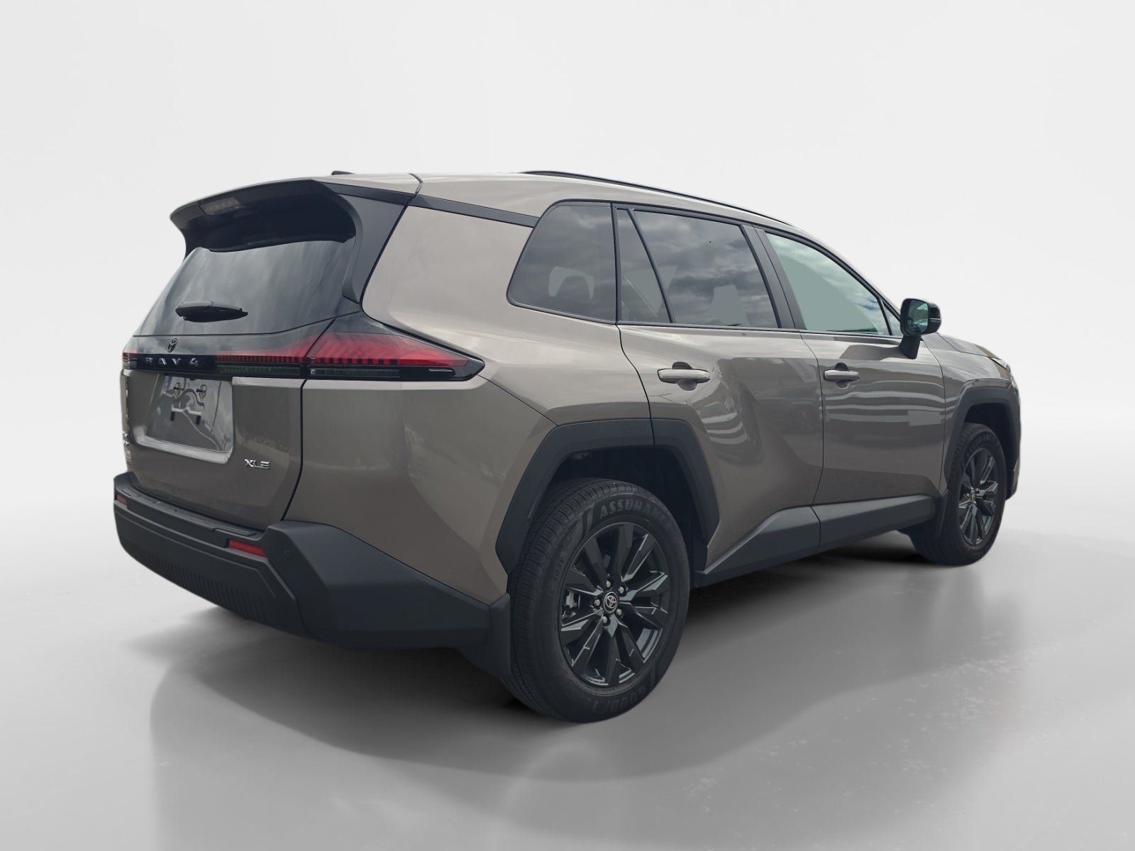 Used 2026 Toyota RAV4 XLE Premium w/ Weather Package AWD/4WD image 3