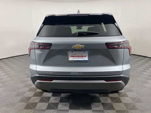 Certified 2025 Chevrolet Equinox LT image 8