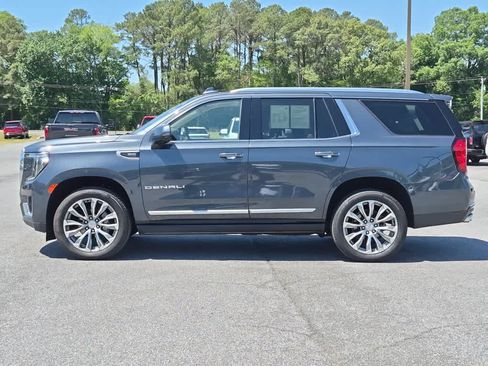 Used 2021 GMC Yukon Denali w/ Denali Premium Package AWD/4WD image 7