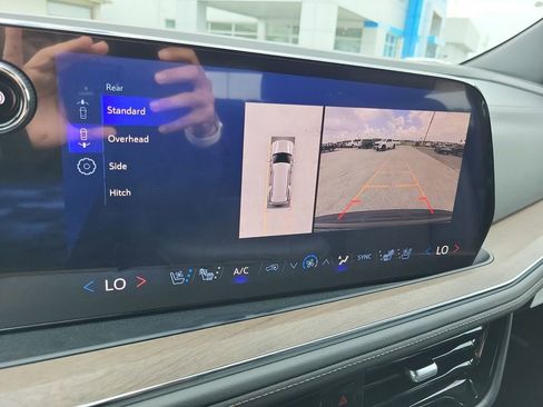 New 2025 Chevrolet Tahoe High Country image 23