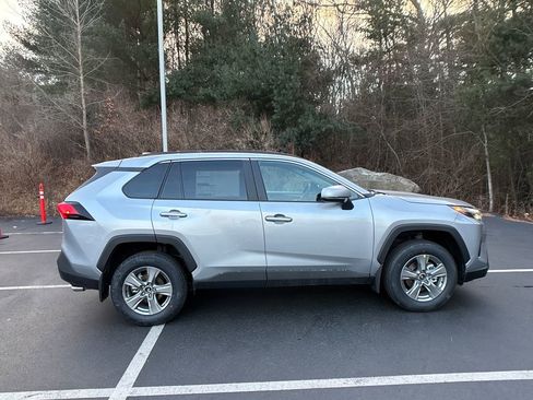 New 2025 Toyota RAV4 XLE w/ Convenience Package image 7