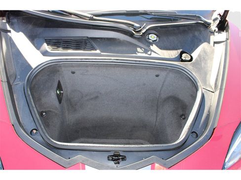 Used 2022 Chevrolet Corvette Stingray w/ Z51 Performance Package image 13