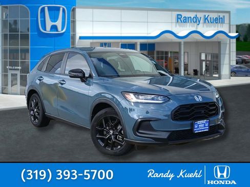 Used 2023 Honda HR-V Sport image 1