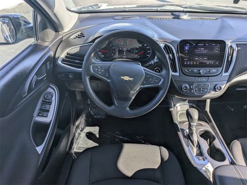 Used 2024 Chevrolet Malibu LT image 14