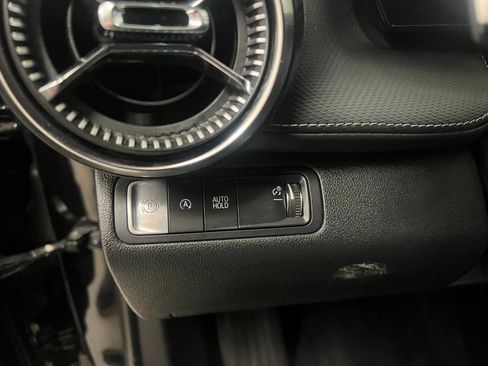 Used 2025 Chevrolet Equinox LT image 34