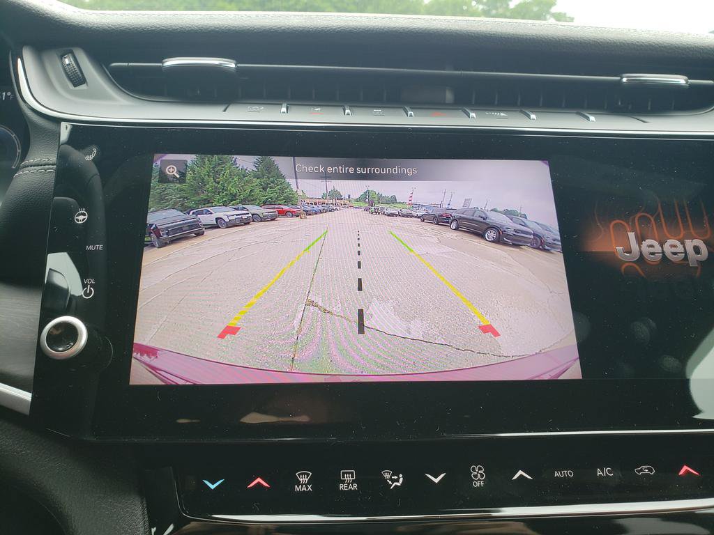 New 2026 Jeep Grand Cherokee Limited w/ Limited Altitude Package AWD/4WD image 20