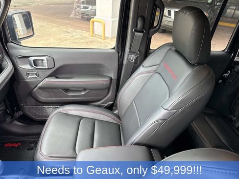 Used 2024 Jeep Wrangler Unlimited Rubicon AWD/4WD image 36