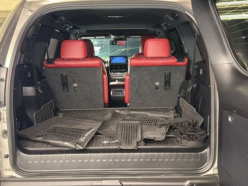 Certified 2022 Lexus GX 460 Luxury w/ Sport Design Package AWD/4WD image 14