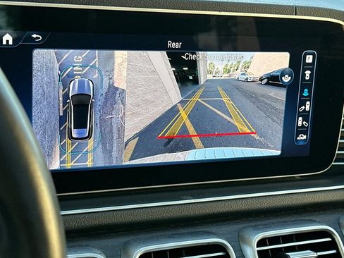 Used 2024 Mercedes-Benz GLE 350 4MATIC image 24