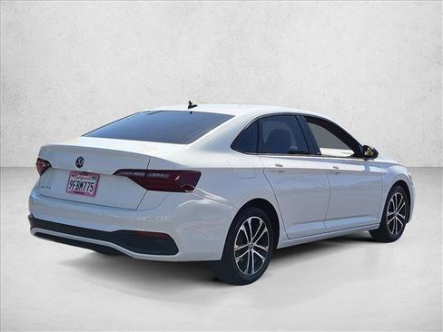Certified 2023 Volkswagen Jetta Sport FWD image 5