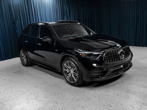 New 2026 Mercedes-Benz GLC 43 AMG 4MATIC image 3