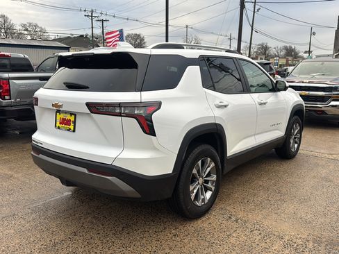 Used 2025 Chevrolet Equinox LT w/ Convenience Package II image 5