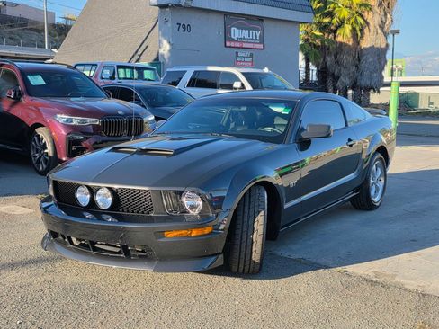 Used 2008 Ford Mustang GT Premium image 5