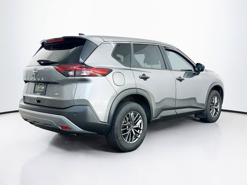 Used 2023 Nissan Rogue S image 9