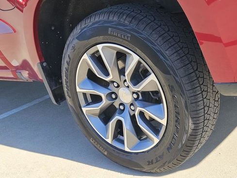 Used 2019 Chevrolet Silverado 1500 LT w/ Texas Edition RWD image 10