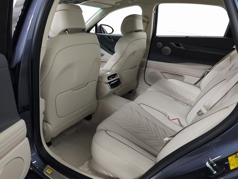 New 2026 Genesis G80 2.5T Sport Prestige image 32