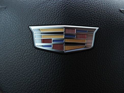 Used 2019 Cadillac Escalade Luxury AWD/4WD image 28