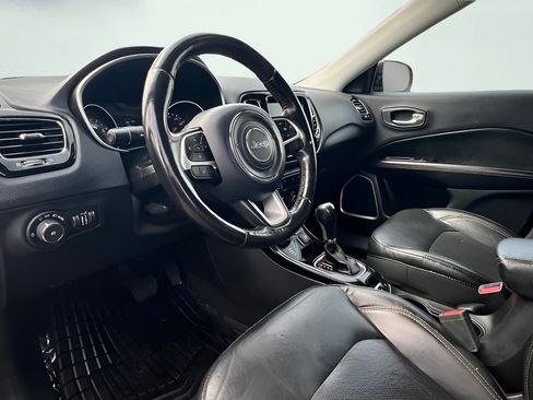 Used 2018 Jeep Compass Limited AWD/4WD image 15