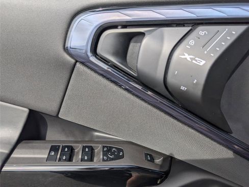 Used 2025 BMW X3 M50 image 15