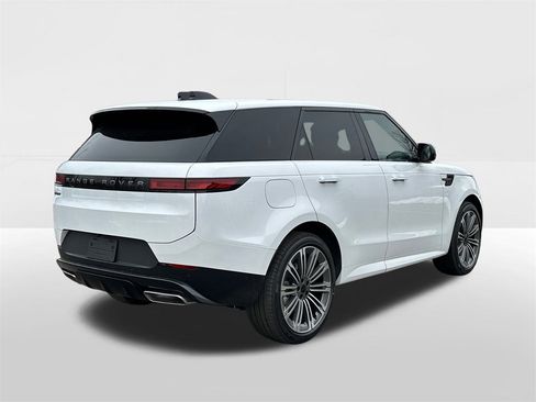 New 2026 Land Rover Range Rover Sport SE image 4