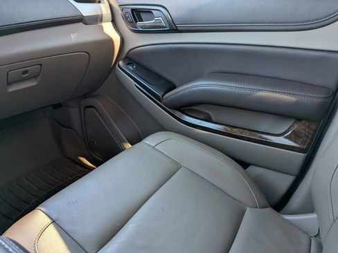 Used 2017 Chevrolet Tahoe LT RWD image 14