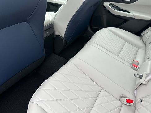 New 2026 Nissan Sentra SL w/ Floor Mat Package image 9