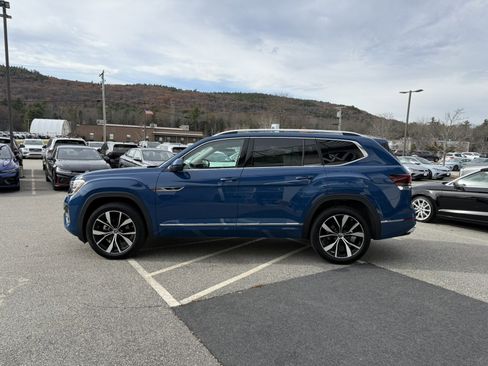 Used 2025 Volkswagen Atlas SEL Premium R-Line image 6