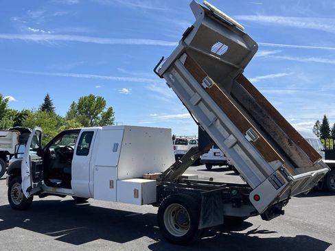 Used 2015 Ford F550 4x4 SuperCab Super Duty w/ Power Equipment Group image 30
