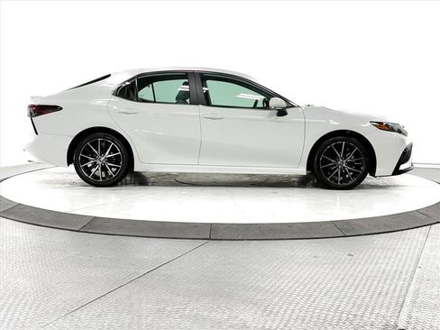 Certified 2024 Toyota Camry SE image 11