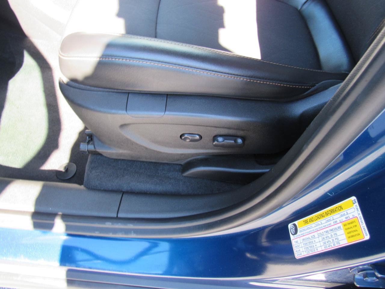 Used 2019 Chevrolet Trax LT w/ LT Convenience Package FWD image 14