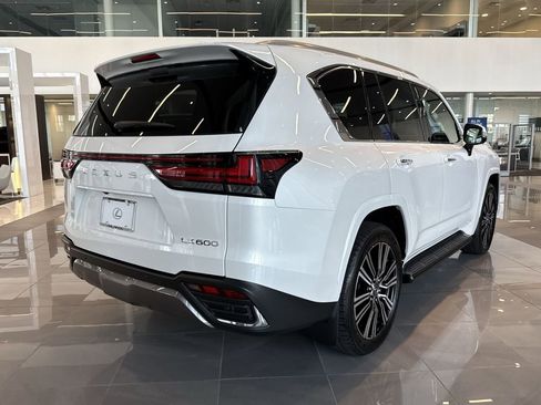 New 2026 Lexus LX 600 4WD w/ Luxury Package image 3