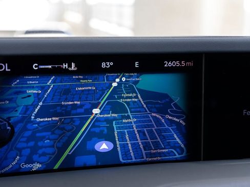 Used 2026 Lincoln Nautilus Black Label image 13