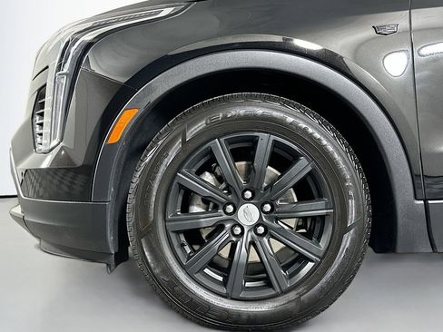 Used 2020 Cadillac XT4 Premium Luxury image 12