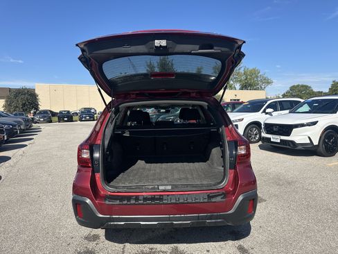 Used 2018 Subaru Outback 2.5i Premium AWD/4WD image 10