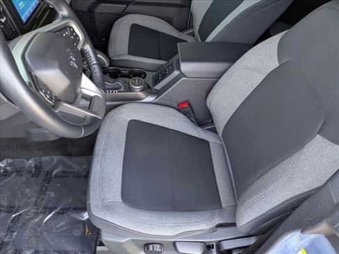 Used 2023 Ford Bronco Big Bend w/ Sasquatch Package image 15