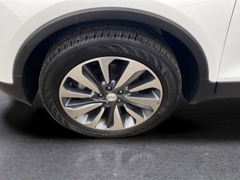 Used 2022 Buick Encore Preferred w/ Safety Package image 20